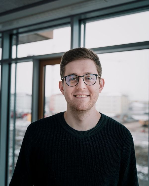 Headshot of Maximilian Gutsche, founder of Tekk.coach